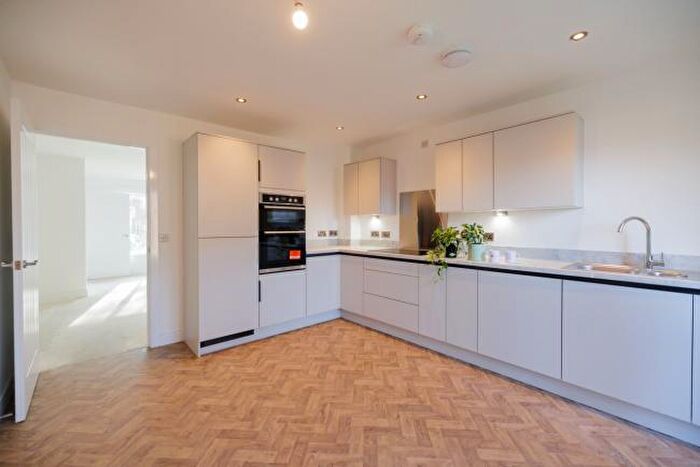 3 Bedroom Semi-Detached House For Sale In Brigham Street, Openshaw, Manchester, M11