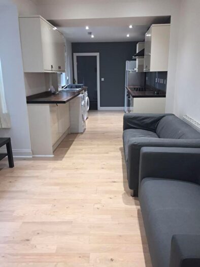 8 Bedroom Terraced House To Rent In Hudson Road, Southsea, PO5