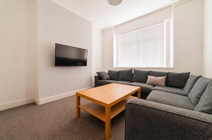 4 Bedroom Terraced House For Sale In Moy Road, Roath, CF24