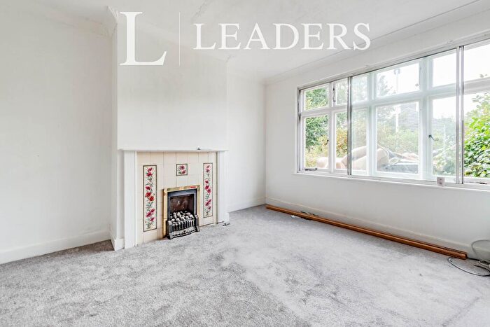 3 Bedroom Semi Detached House To Rent In Knole Grove, East Grinstead, RH19