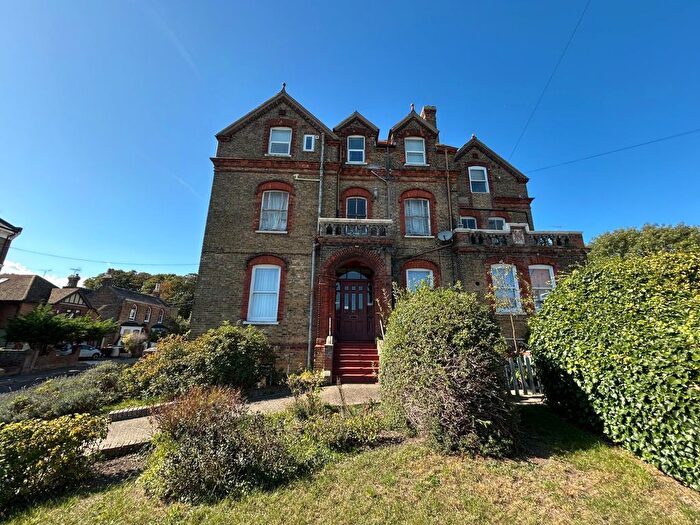 2 Bedroom Flat To Rent In High Street, Ramsgate, CT11