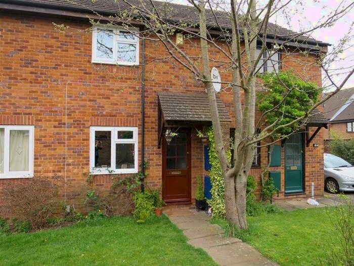 2 Bedroom House To Rent In Lodge Close, Marston, Oxford, OX3