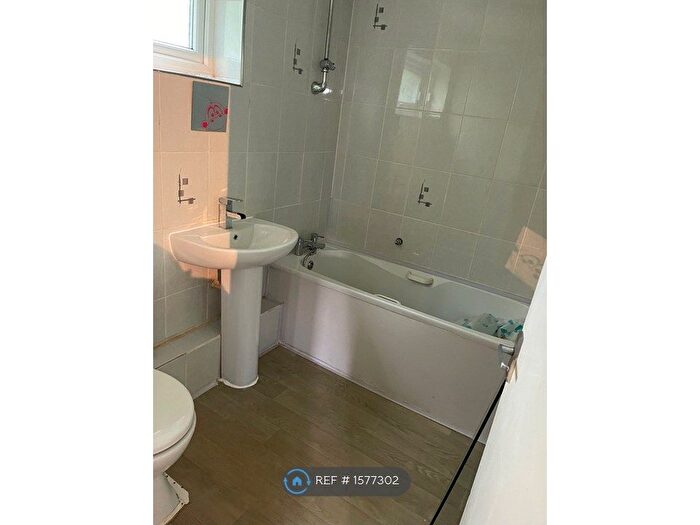 1 Bedroom Flat To Rent In Maunby Gardens, Little Hulton, Manchester, M38