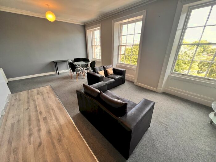 2 Bedroom Flat To Rent In Flat At Hamilton Square, Birkenhead, Merseyside, CH41