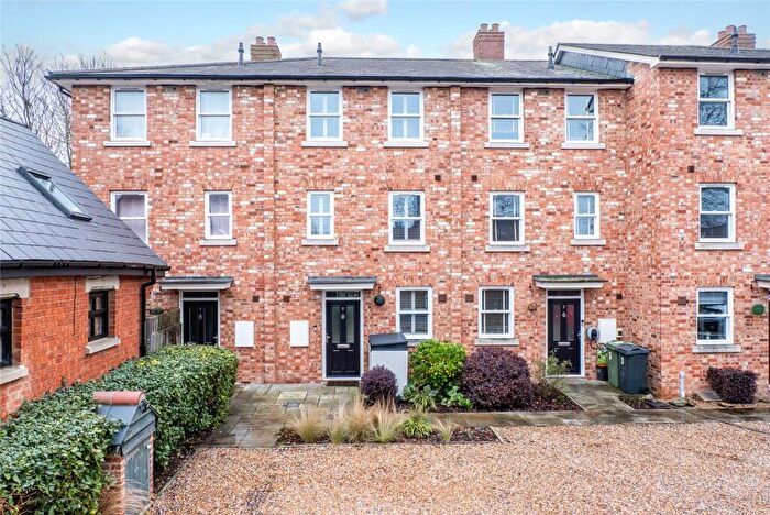 4 Bedroom Terraced House For Sale In St. Lukes Avenue, Maidstone, Kent, ME14