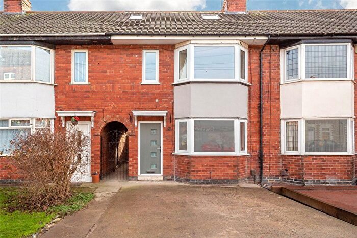 3 Bedroom Terraced House To Rent In Garfield Terrace, Leeman Road, York, YO26