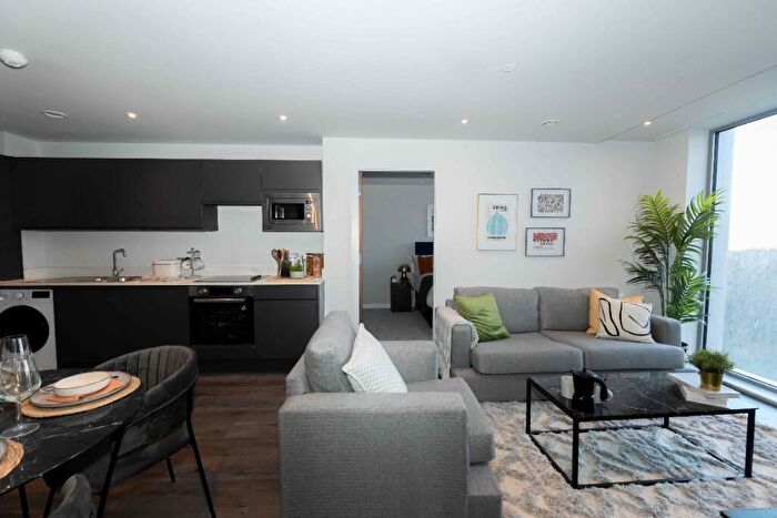 2 Bedroom Apartment To Rent In Greengate, Manchester, Greater Manchester, M3