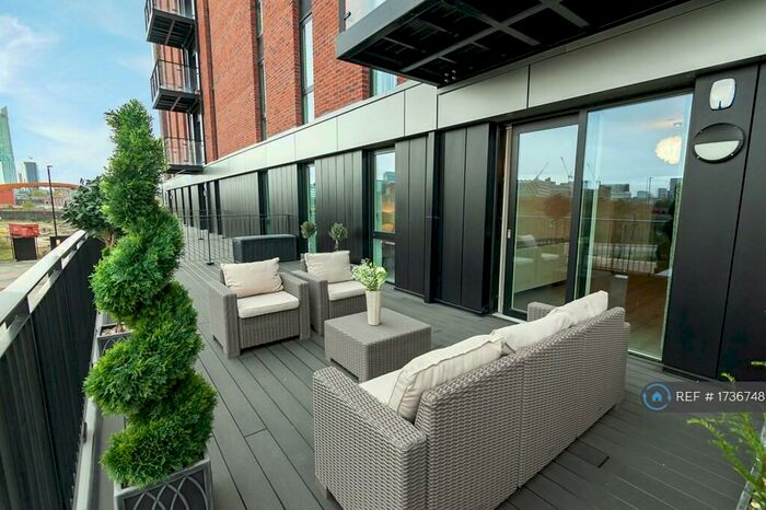 2 Bedroom Flat To Rent In Charcoal, Salford, M5