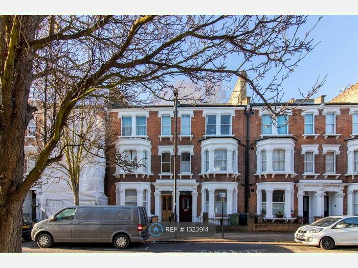 1 Bedroom Flat To Rent In Brook Drive, London, SE11