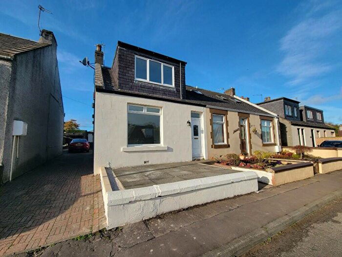 4 Bedroom Semi-Detached House To Rent In Kennoway Road, Leven, Fife, KY8