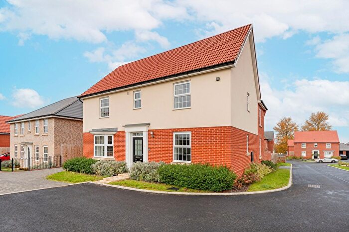 4 Bedroom Detached House For Sale In Brown Close, Cringleford, NR4