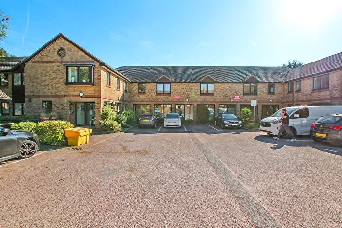 1 Bedroom Flat For Sale In Mayplace Road East, Bexleyheath, DA7