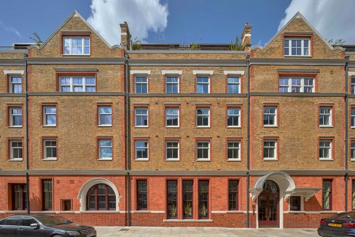 2 Bedroom Flat To Rent In Parker Street, Covent Garden, London, WC2B