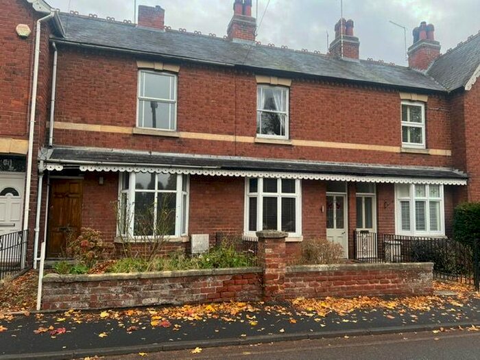 2 Bedroom Property To Rent In Recreation Ground Road, Stamford, PE9