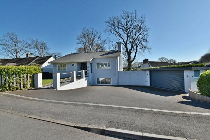 5 Bedroom Detached House For Sale In Dudsbury Road, West Parley, Dorset, BH22