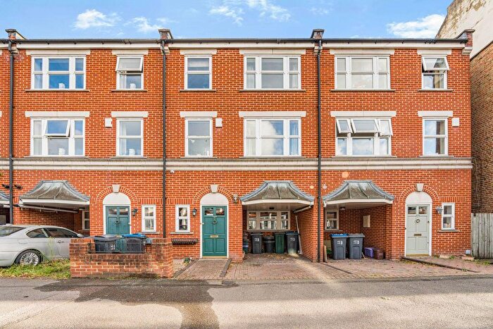 4 Bedroom Terraced House For Sale In Kingston Road, Raynes Park, SW20