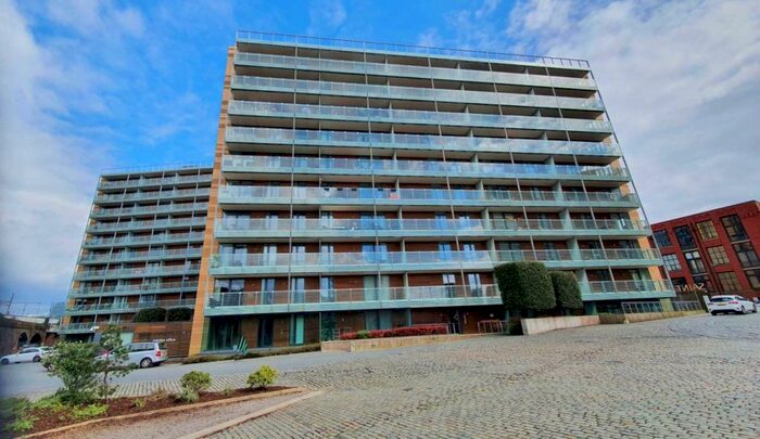2 Bedroom Apartment To Rent In St Georges Island, Kelso Place, M15