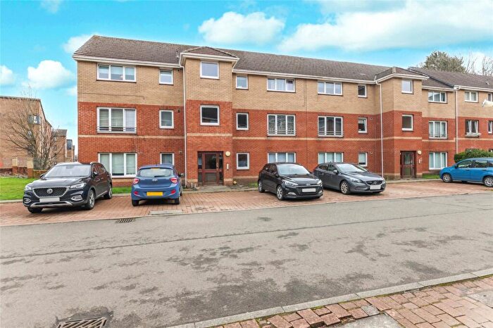 2 Bedroom Flat To Rent In Quarryknowe Street, Parkhead, G31