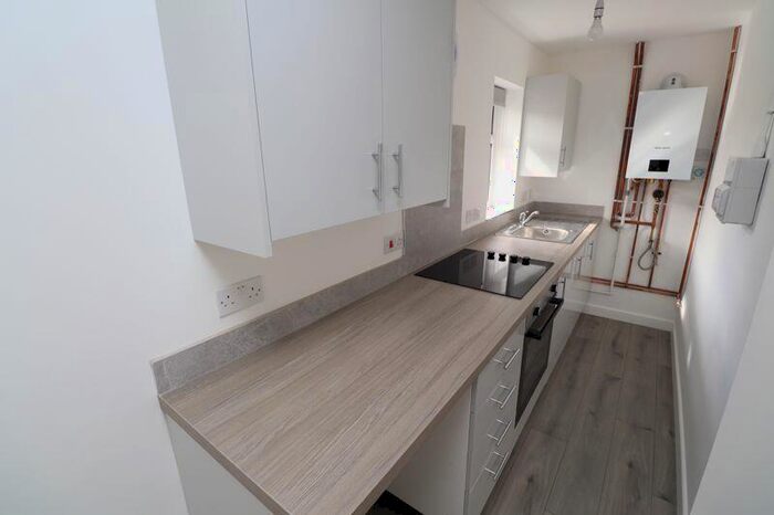 1 Bedroom Flat To Rent In Queen Street, Brightlingsea, CO7