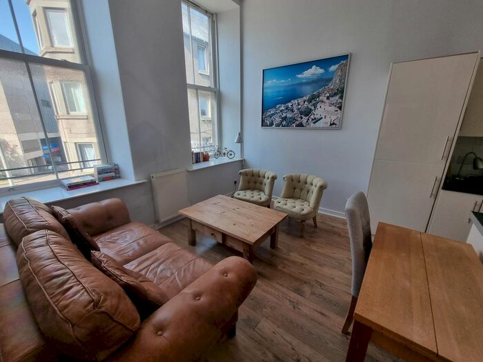 2 Bedroom Flat To Rent In Carmelite Lane, Aberdeen, AB11