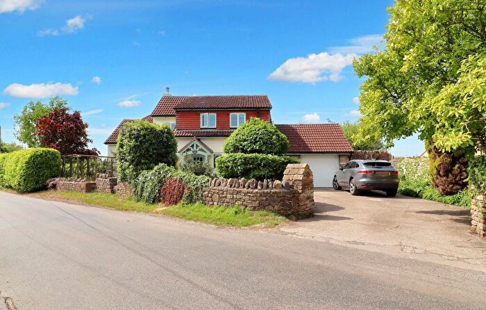3 Bedroom Detached House For Sale In Mumbleys Lane, Thornbury, BS35