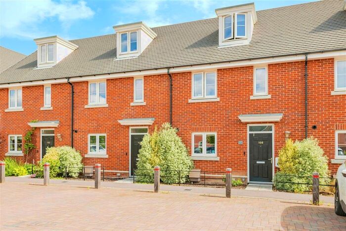 3 Bedroom Terraced House To Rent In Beedon Way, Eastleigh, SO50