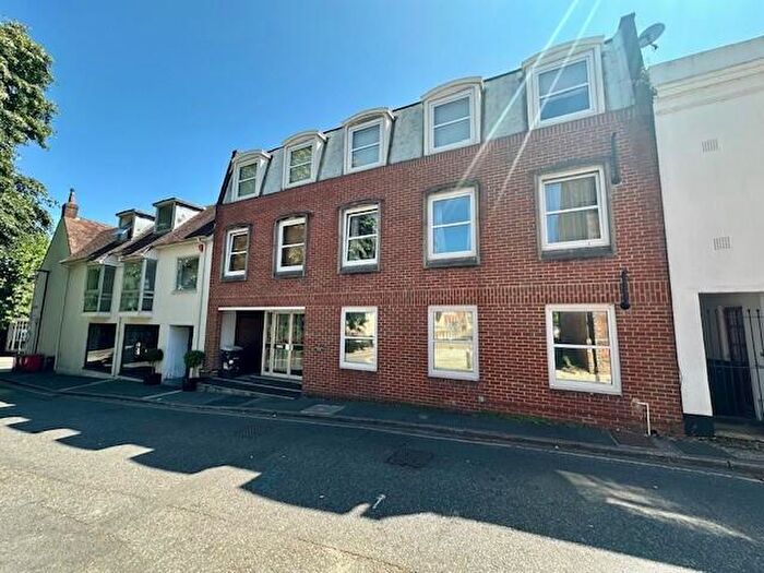 1 Bedroom Apartment To Rent In Trafalgar Street, Winchester, SO23