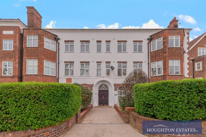 2 Bedroom Flat To Rent In Regents Park Road, London, N3