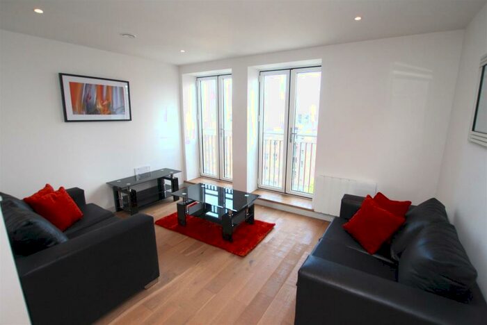 2 Bedroom Apartment To Rent In One Cutting Room Sq, Ancoats, M4