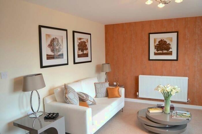 2 Bedroom Flat To Rent In Stockport Road, Grove Village, Manchester, Greater Manchester, M13