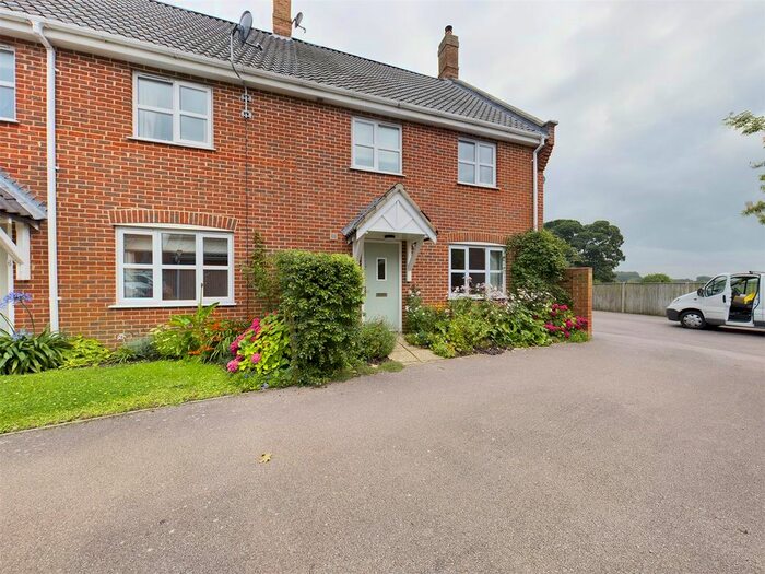 3 Bedroom End Of Terrace House For Sale In Emerys Close, Northrepps, Cromer, NR27