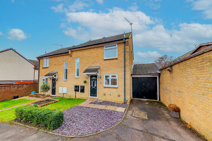 2 Bedroom Semi-Detached House To Rent In Colmworth Close, Lower Earley, RG6