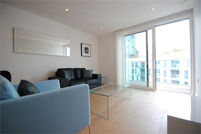 1 Bedroom Flat For Sale In Keats Apartments, Saffron Central Square, Croydon, CR0