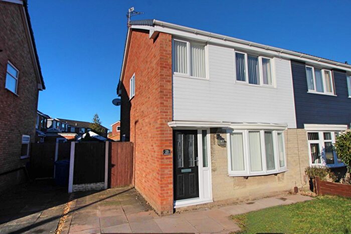 3 Bedroom Semi Detached House For Sale In Concorde Avenue, Wigan, WN3