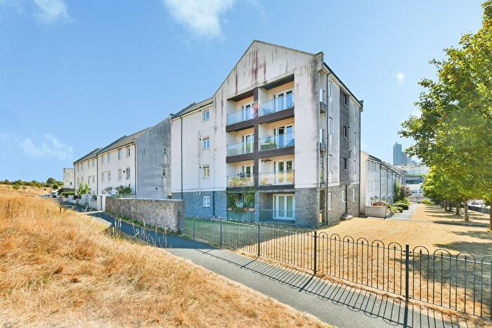 2 Bedroom Flat For Sale In Monroe Gardens, Plymouth, PL3