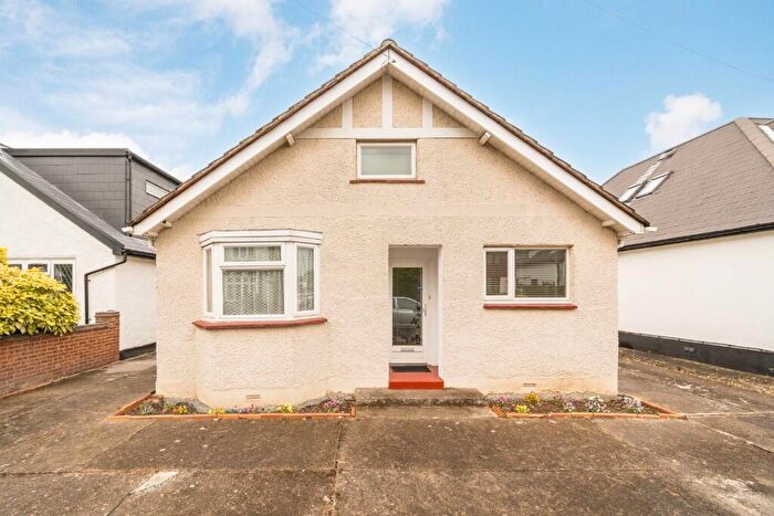 2 Bedroom Detached Bungalow For Sale In Dale Road, Walton-On-Thames, Surrey, KT12
