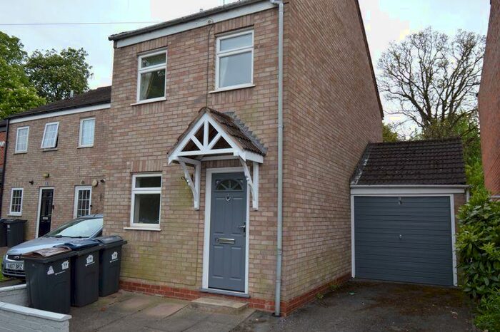 2 Bedroom Detached House To Rent In Westfield Road, Kings Heath, Birmingham, B14