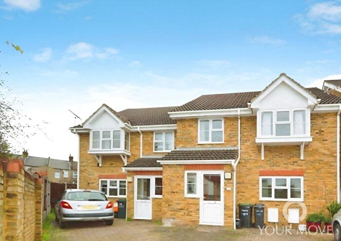 3 Bedroom Terraced House To Rent In Brook Road, Northfleet, Gravesend, Kent, DA11