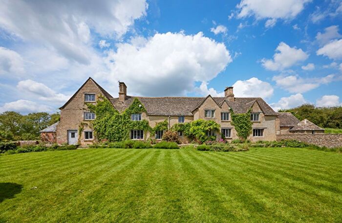 6 Bedroom Detached House For Sale In Ascott Under Wychwood, Chipping Norton, OX7