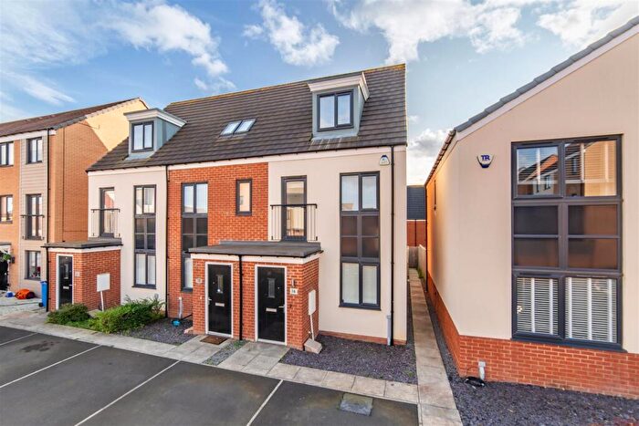 3 Bedroom Terraced House To Rent In Elmwood Park Gardens, Newcastle Upon Tyne, NE13