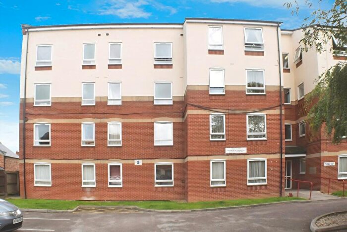 1 Bedroom Flat To Rent In Roe Road, Kingsley, Northampton, NN1
