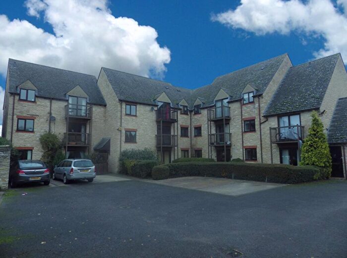 2 Bedroom Apartment To Rent In Evenlode Court, Witney, Oxfordshire, OX28
