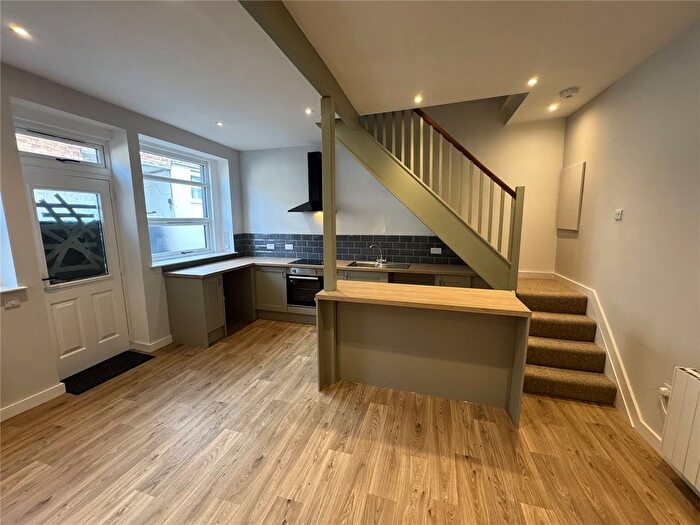 2 Bedroom Terraced House To Rent In South Street, Taunton, Somerset, TA1