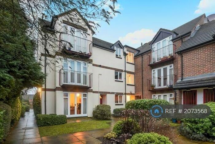 2 Bedroom Flat To Rent In Sunderland Avenue, Oxford, OX2