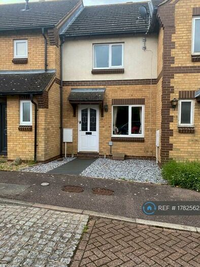 2 Bedroom Terraced House To Rent In Boxgrove Priory, Bedford, MK41