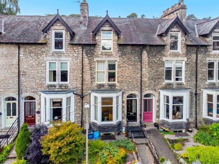 4 Bedroom Terraced House For Sale In Kendal Green, Kendal, LA9