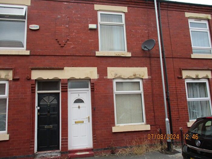 2 Bedroom Terraced House To Rent In Norway Street, Salford, M6