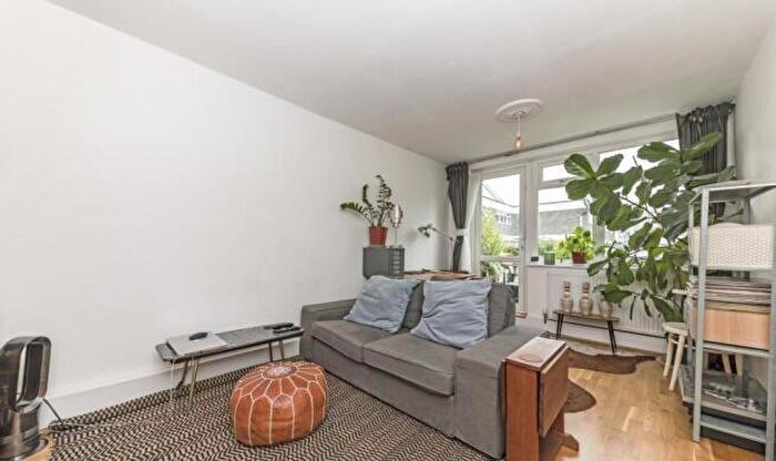 1 Bedroom Flat To Rent In Haberdasher Street, London, N1