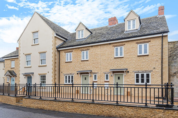 4 Bedroom End Of Terrace House To Rent In Wyatt Mews, Bridge Street, Witney, OX28