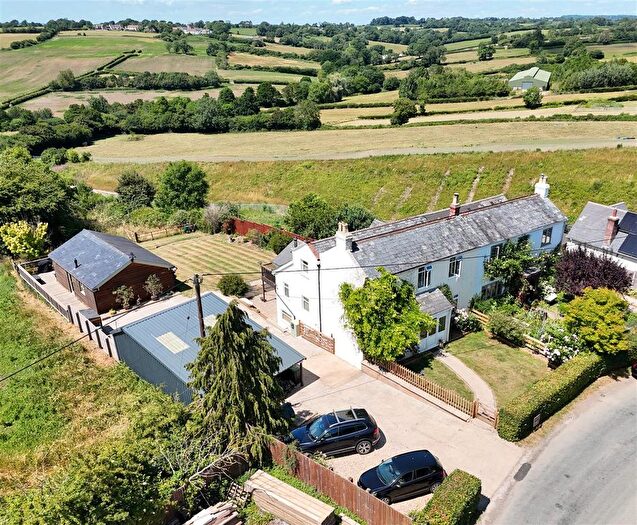 4 Bedroom Semi-Detached House For Sale In Sandley, Gillingham, SP8